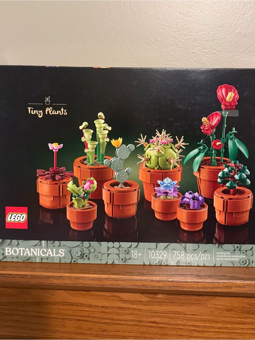 Lego Mini Flower Pots Set - Terracotta, Green, Red